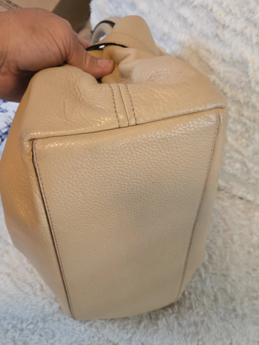 kate spade Pebbled Beige Leather Tote Bag EUC